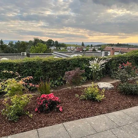 Апартаменты Kleine Perle Mit Bodenseeblick Und Sonnenterrasse *