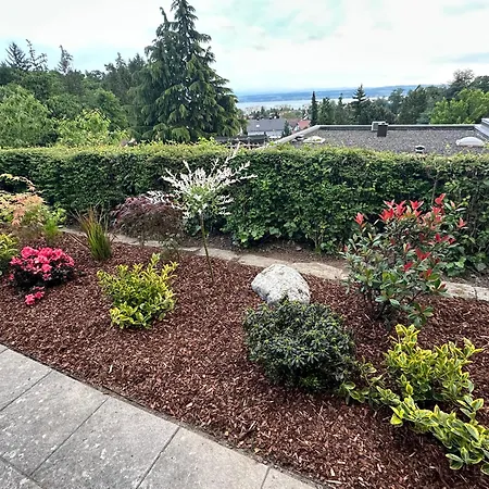 Kleine Perle Mit Bodenseeblick Und Sonnenterrasse Apartment Daisendorf