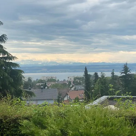 شقة Kleine Perle Mit Bodenseeblick Und Sonnenterrasse دايزندورف