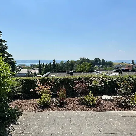 Kleine Perle Mit Bodenseeblick Und Sonnenterrasse Daisendorf