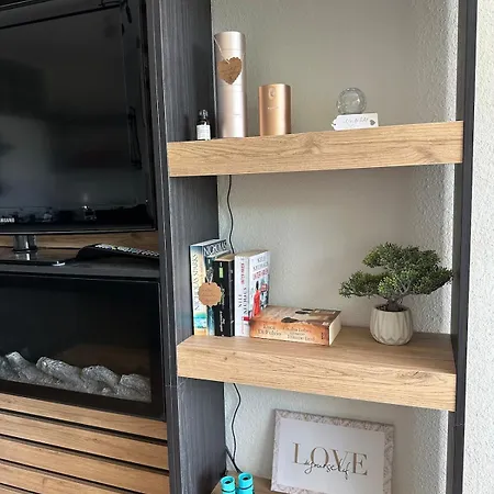 Kleine Perle Mit Bodenseeblick Und Sonnenterrasse Apartment