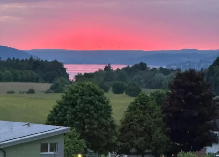 Kleine Perle Mit Bodenseeblick Und Sonnenterrasse Daisendorf