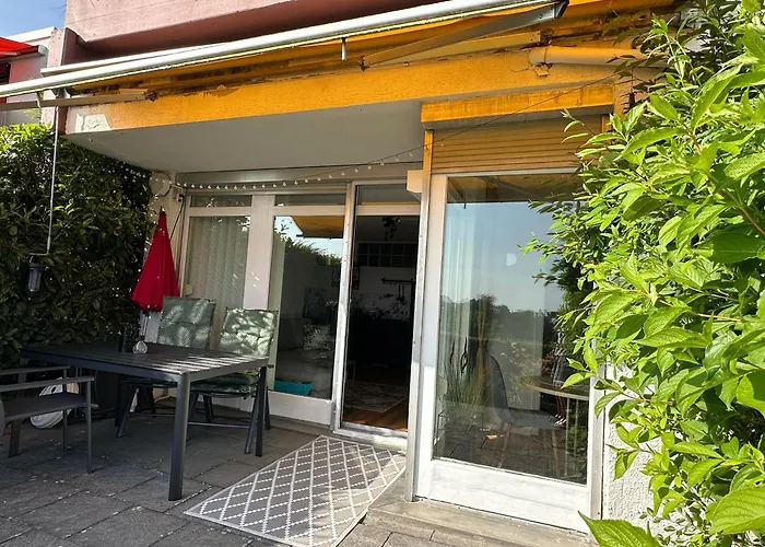 Appartement Kleine Perle Mit Bodenseeblick Und Sonnenterrasse Daisendorf