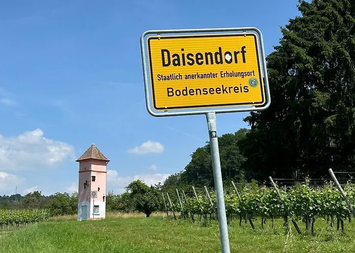 Kleine Perle Mit Bodenseeblick Und Sonnenterrasse * Daisendorf