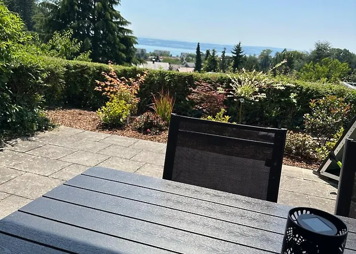 Kleine Perle Mit Bodenseeblick Und Sonnenterrasse Daisendorf